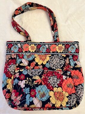 Vera Bradley Vera Tote Quilted Cotton Bag Midnight Wildflowers Floral